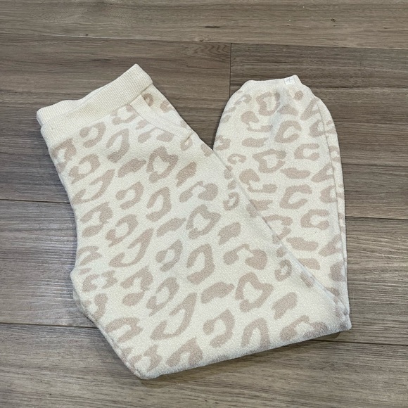 Barefoot Dreams Other - Barefoot Dreams CozyChic Ultra Lite Youth Barefoot In The Wild Track Pant